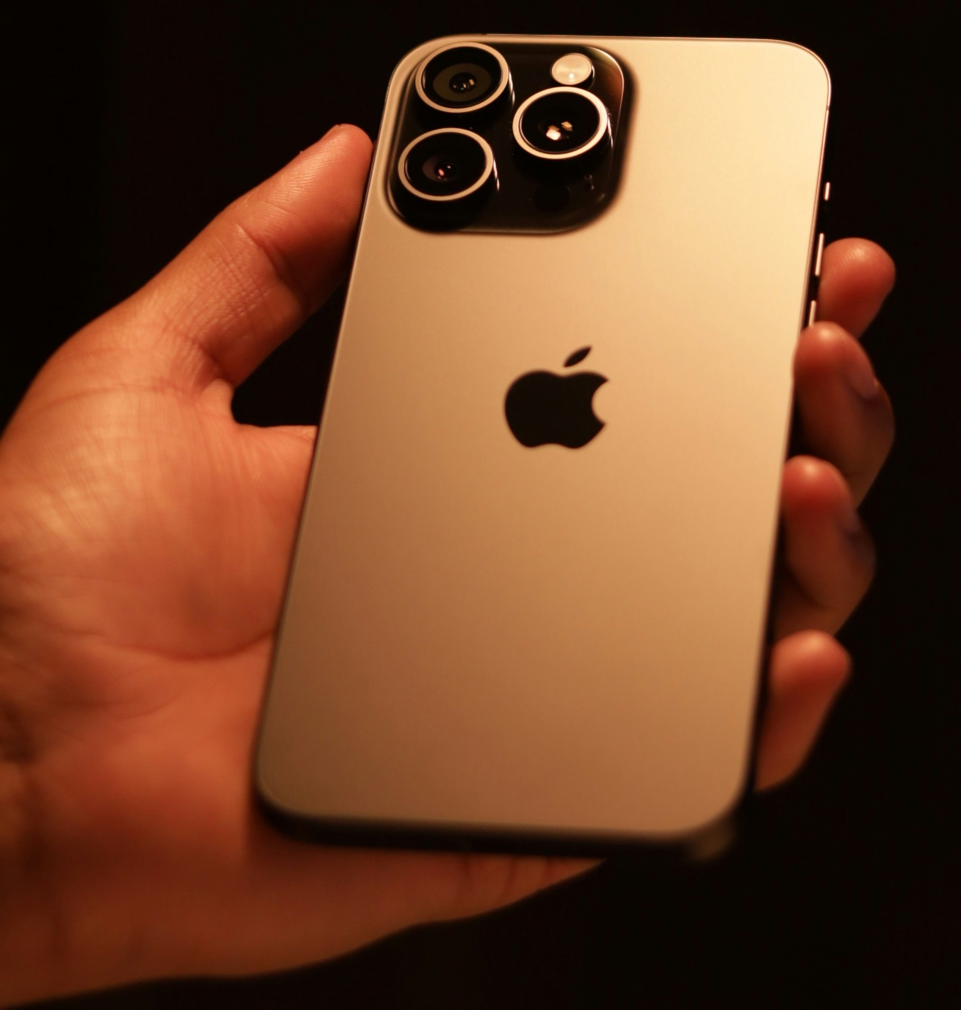 Iphone 15 Pro Max Back View